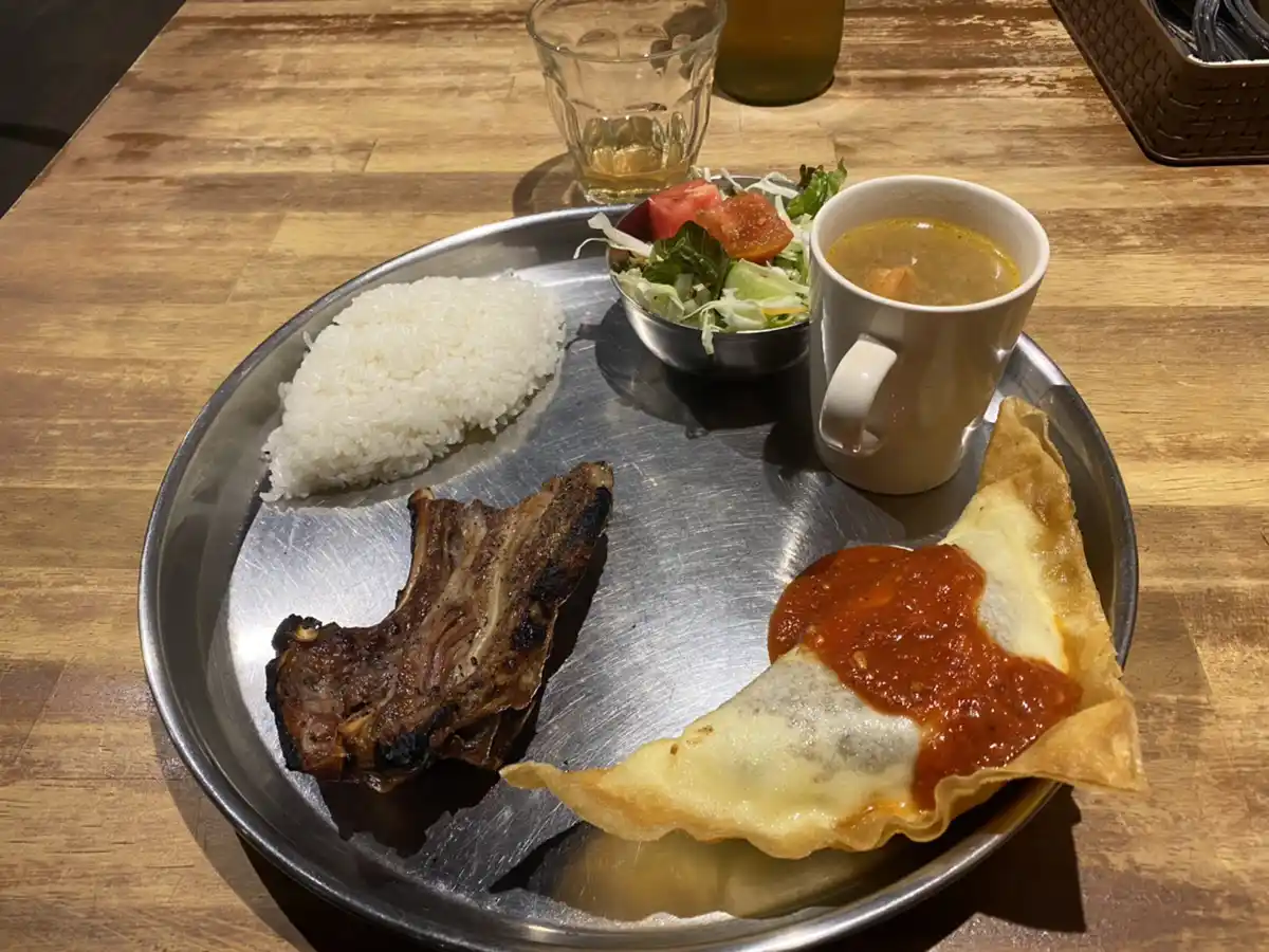 ひつじや 四谷三丁目店の写真