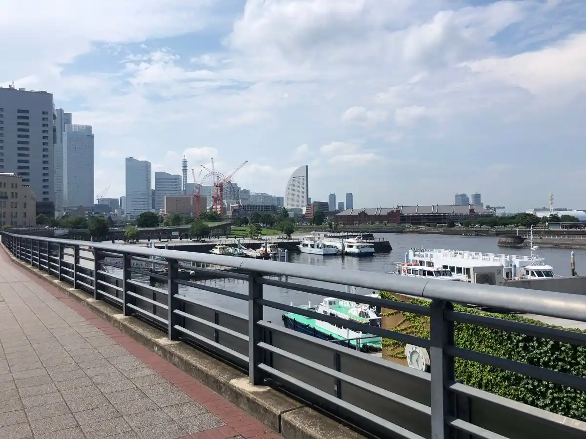 開港の道・山下臨港線プロムナードの写真