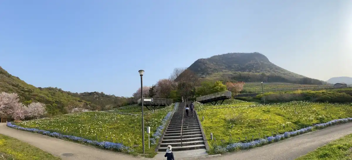 「善通寺五岳の里」市民集いの丘公園の写真