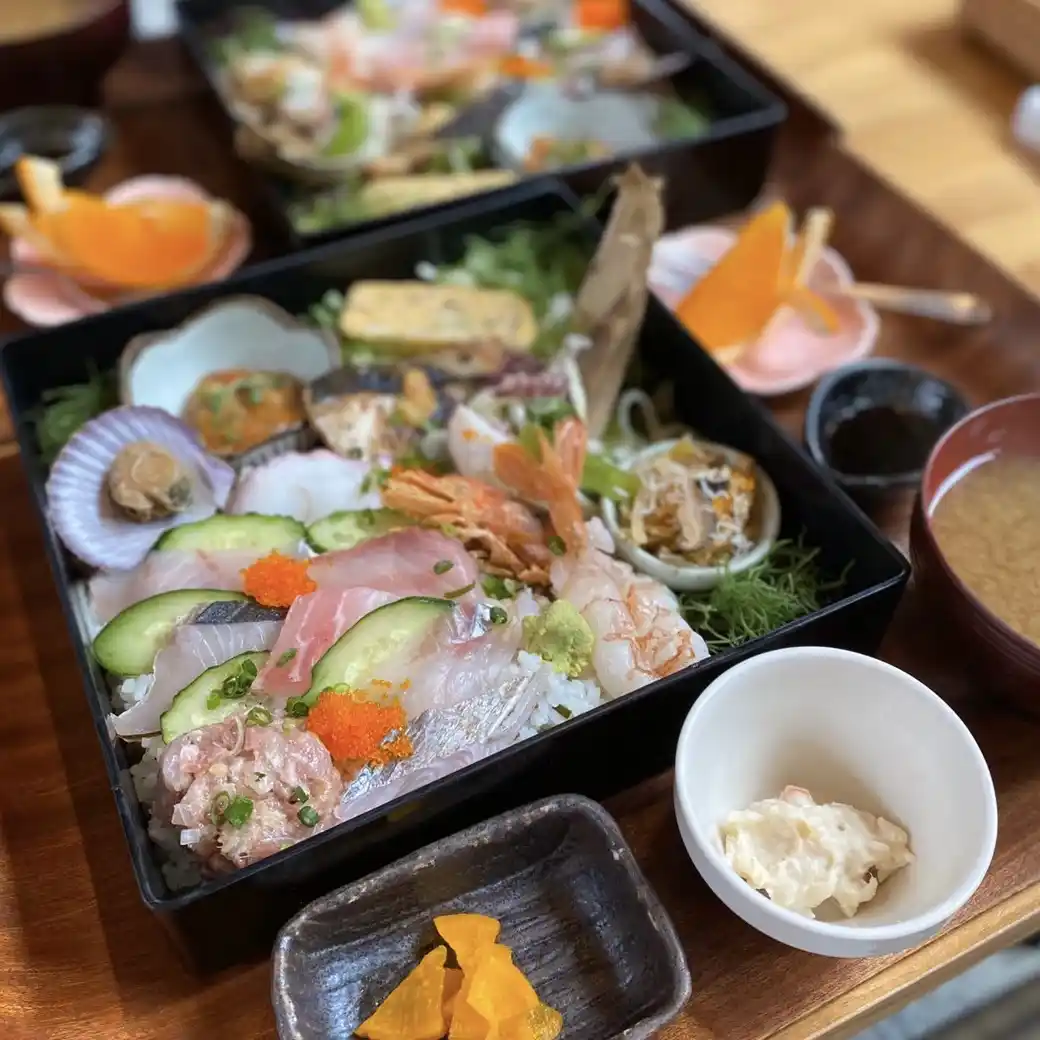 平塚漁港の食堂の写真