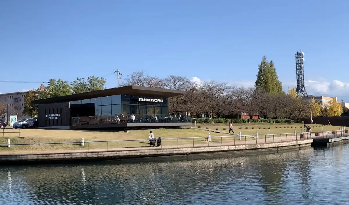 スターバックスコーヒー 富山環水公園店の写真