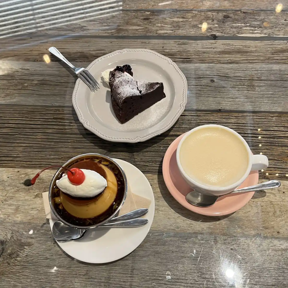 FEBRUARY KITCHENの写真