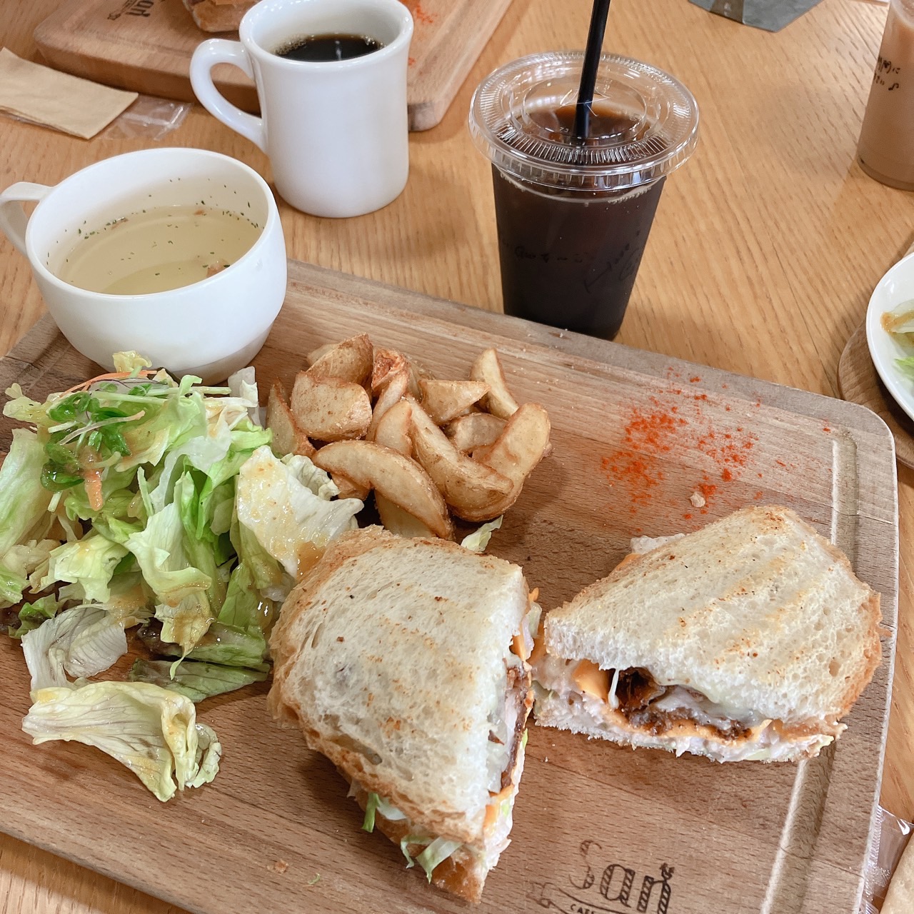 Cafe＆Dining San （カフェ＆ダイニング サン）の写真