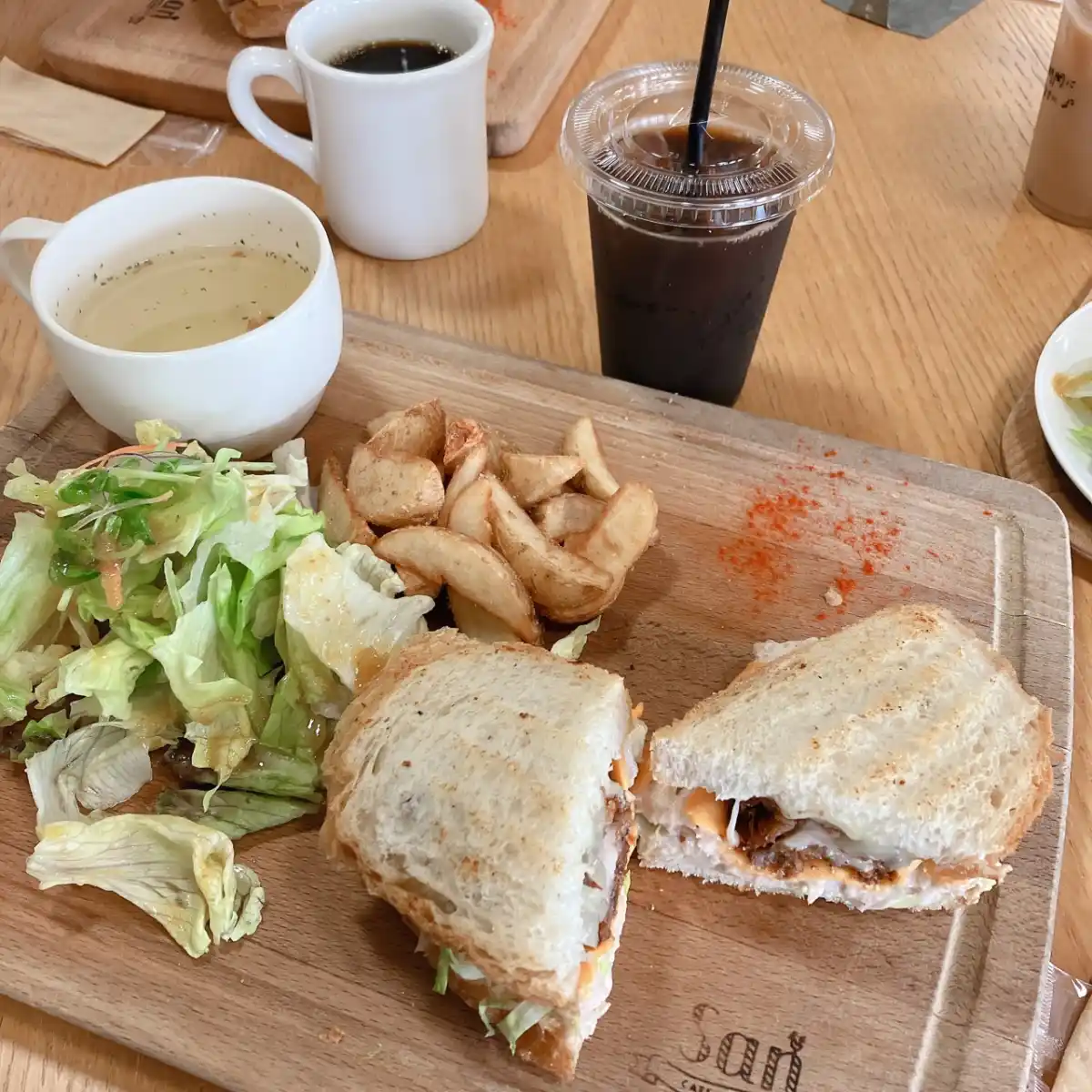 Cafe＆Dining San （カフェ＆ダイニング サン）の写真