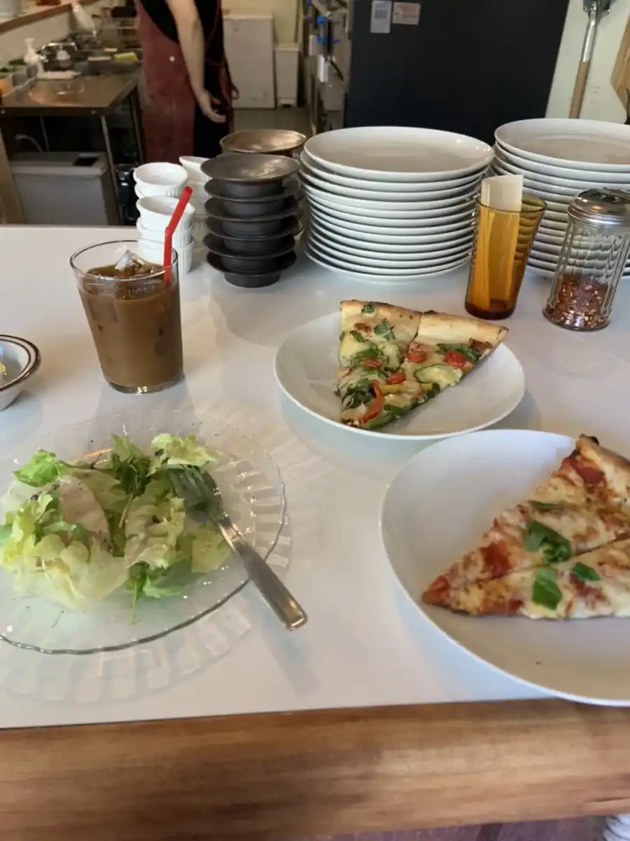 HAVE A GOOD SLICEの写真