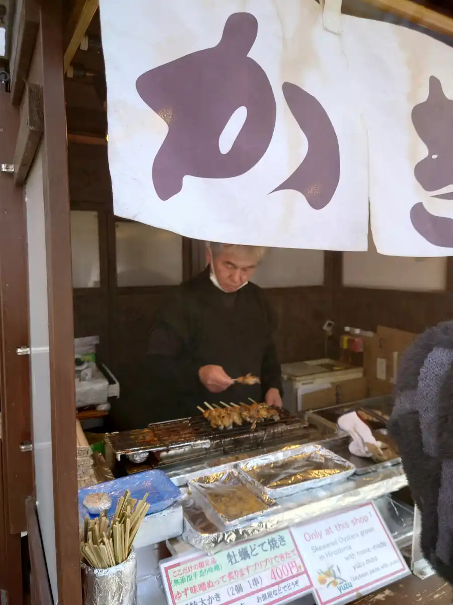 ホテルみや離宮前の牡蠣の土手焼きの写真