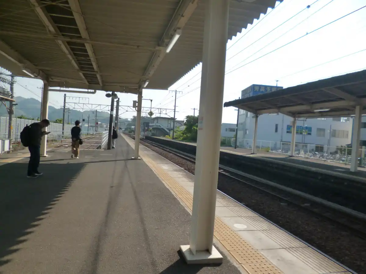 興津駅の写真