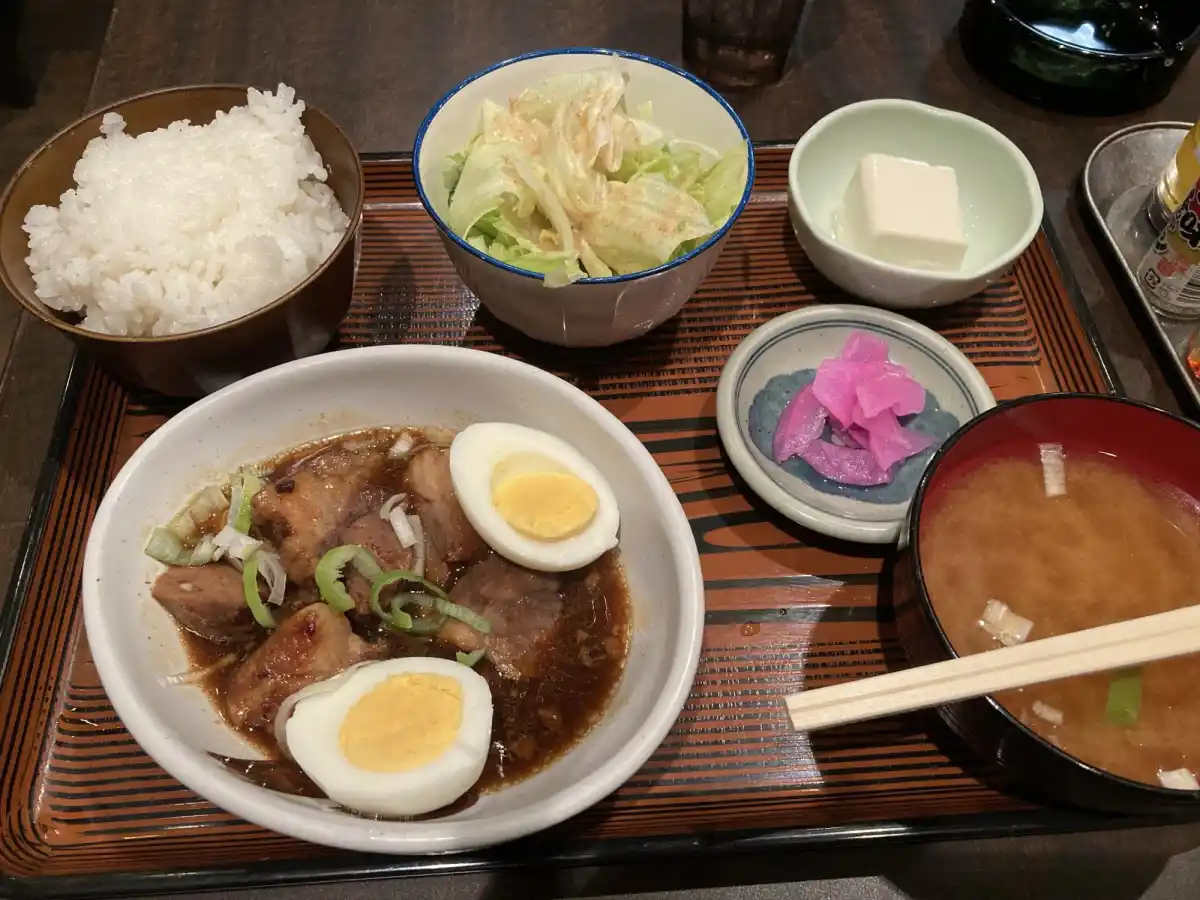 ニュー新橋ビル地下街の写真