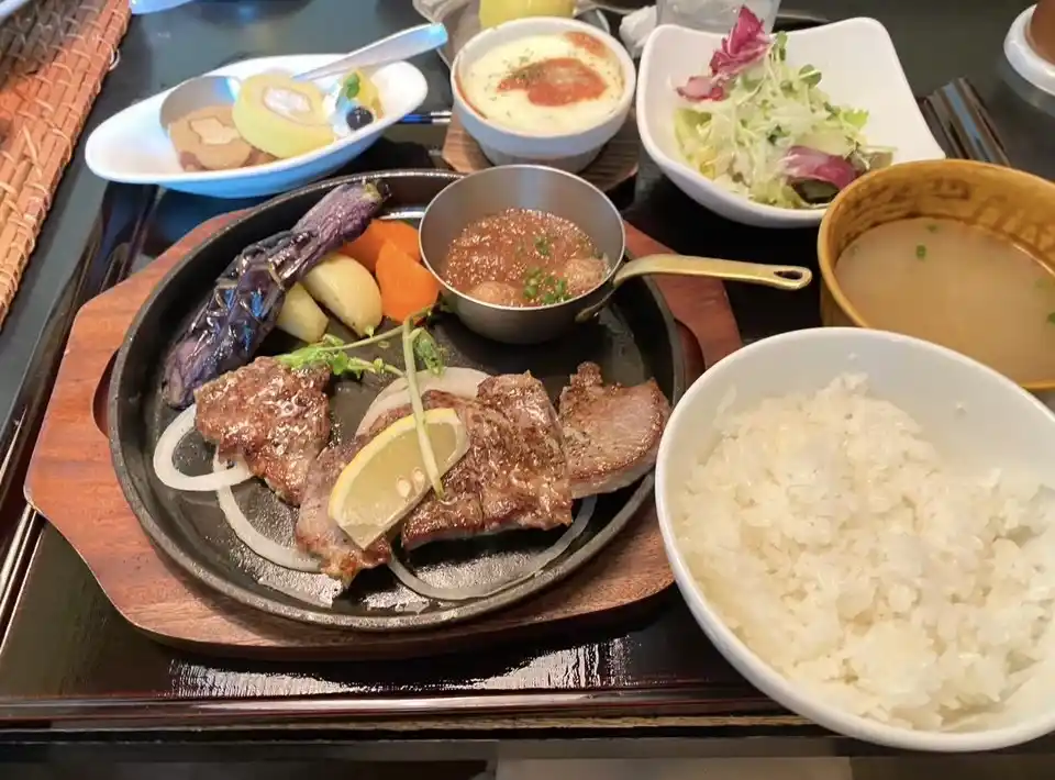 草木万里野 佐野店の写真